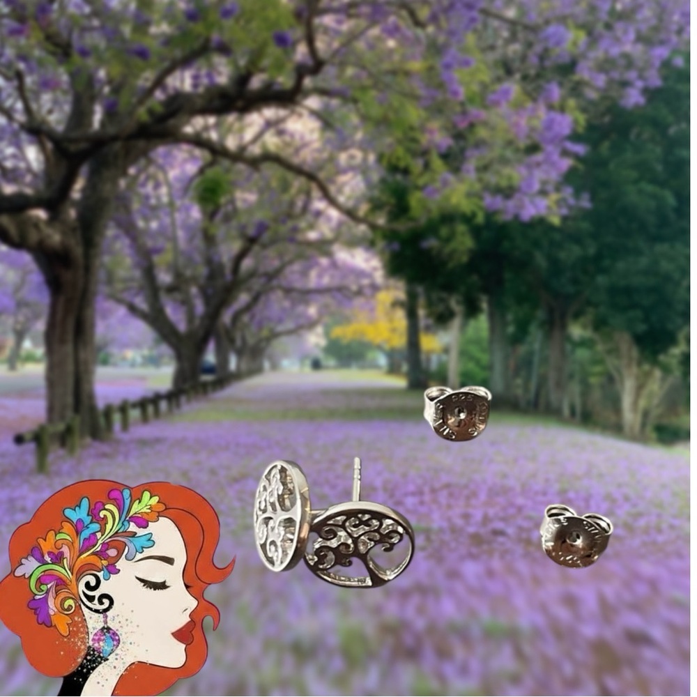 NWOT Tree of Life earrings in Silver 925